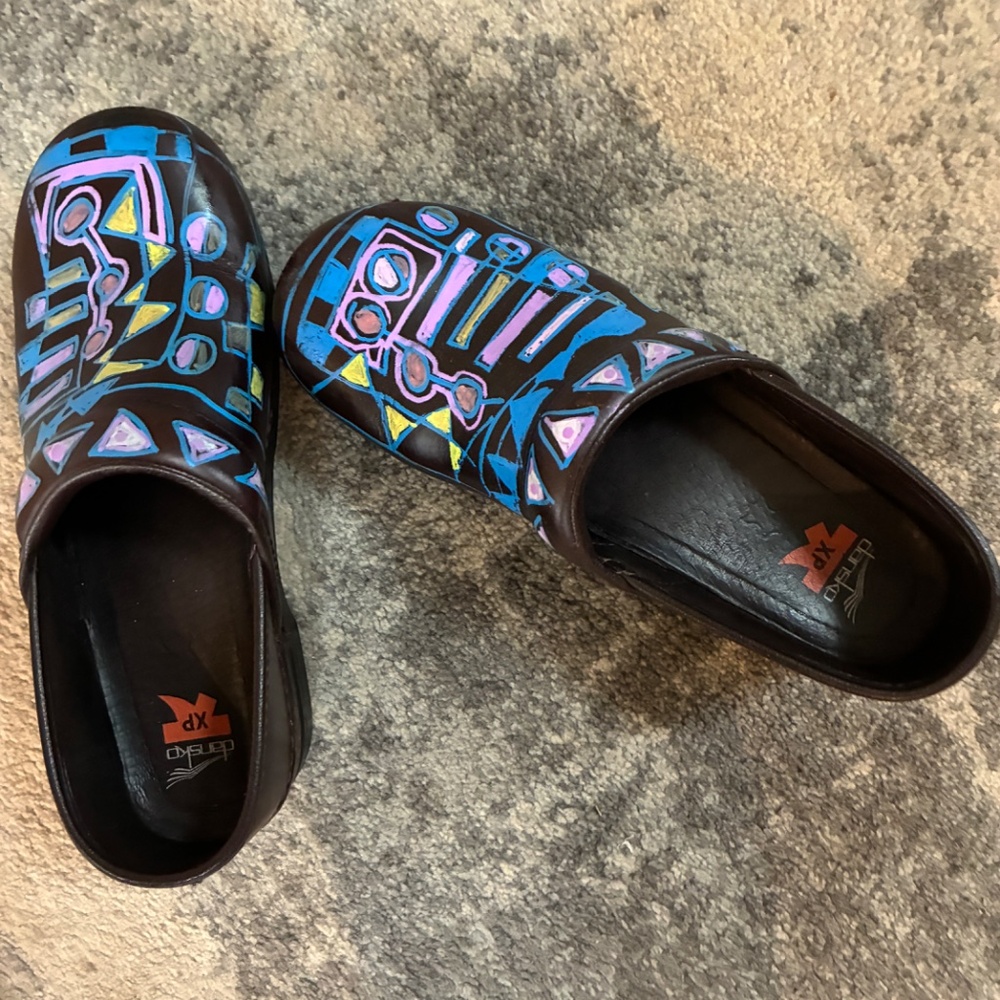 Hand Painted Danskos Womens Size 11 - Picture 2 of 8
